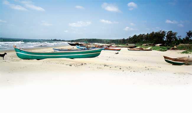 Tarkarli beach is still unspoiled Tarkarli beach is still unspoiled